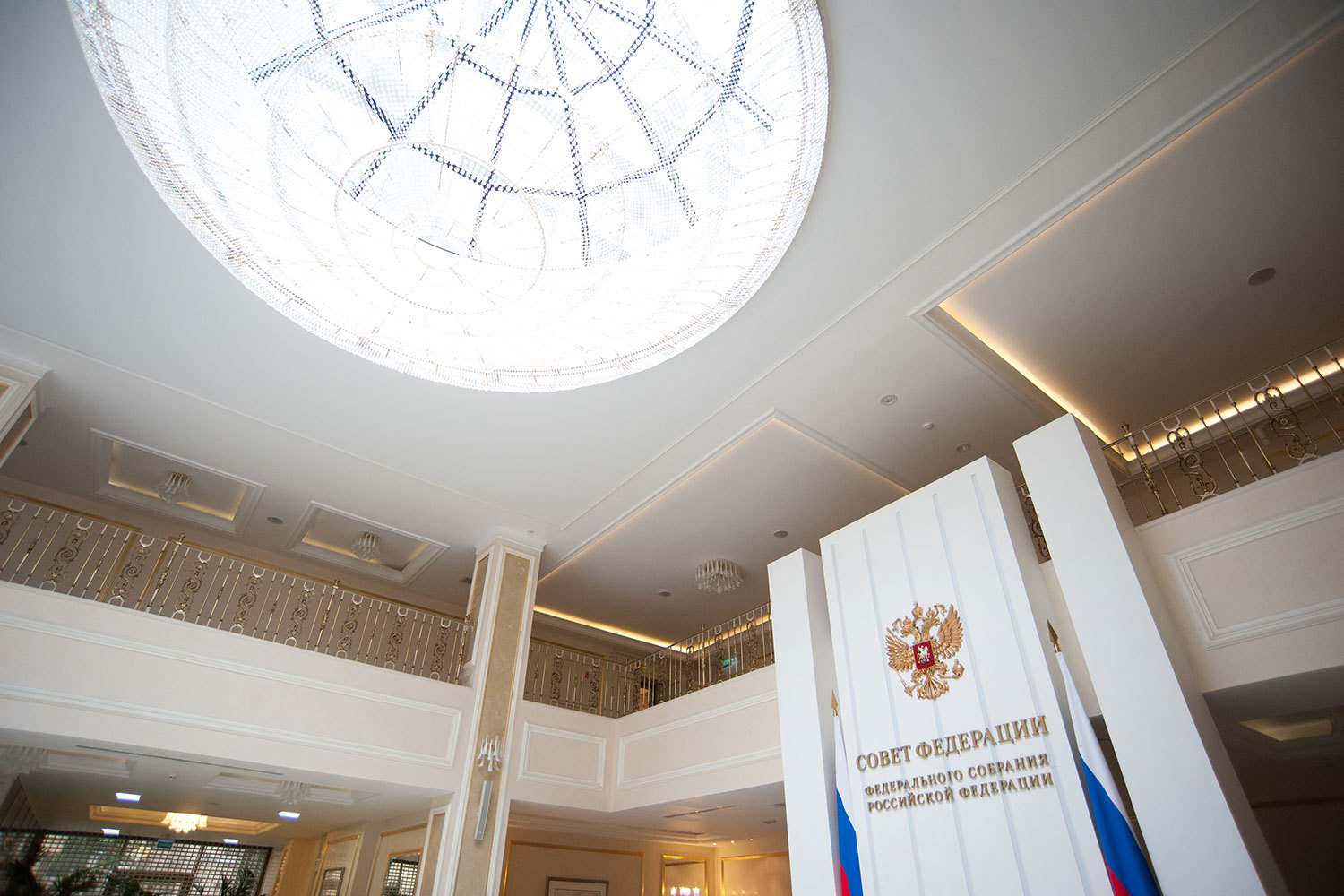 Слишком много людей станет кандидатами в Совфед, такое расширение необоснованно, пояснил сенатор