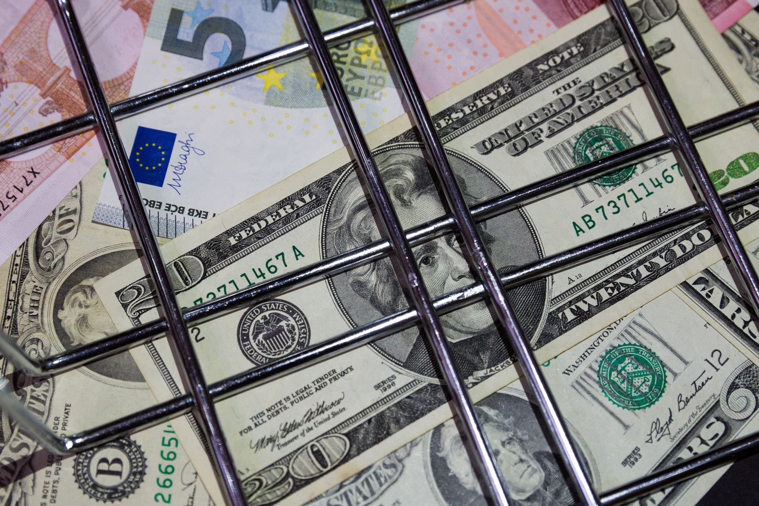 Деньгам не нужен «хедж»