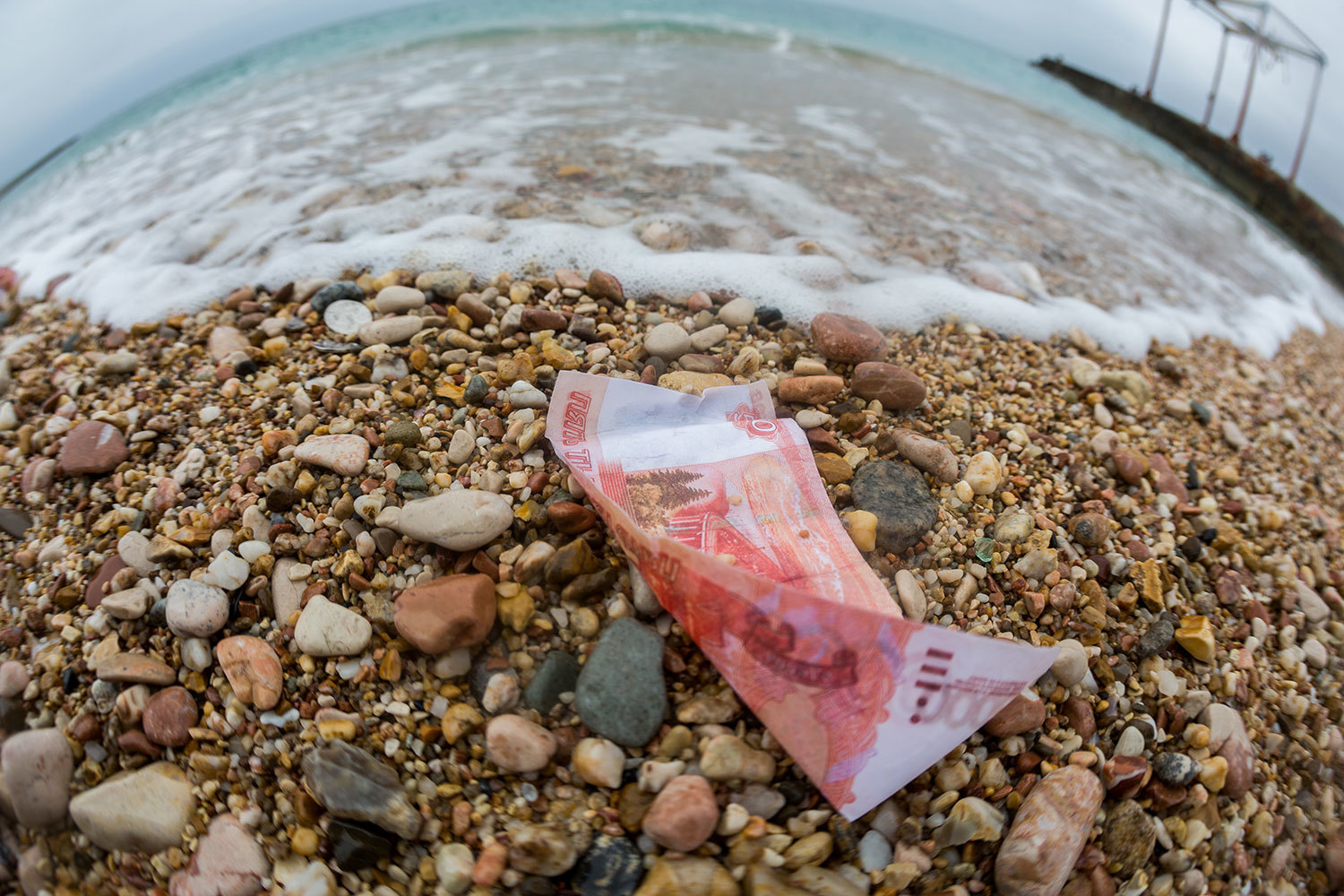 ЦБ сокращение оттока также объясняет резким сокращением интенсивности выплат внешнего долга