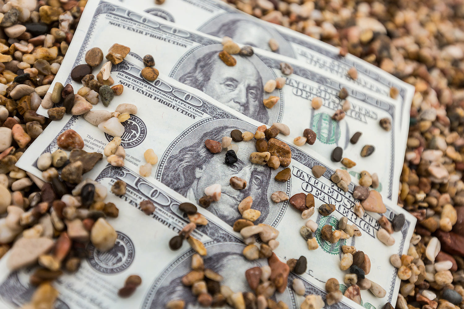 Регулятор не готов рисковать и ждет, пока инфляция не приблизится к целевому показателю