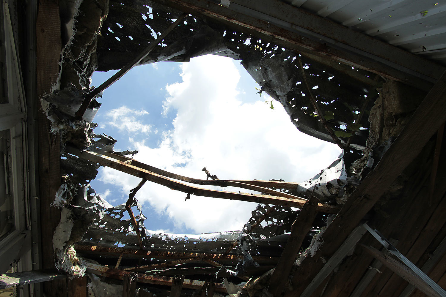 Страсбургский суд отказался рассматривать жалобы жителей Донецкой и Луганской областей на артобстрелы их домов