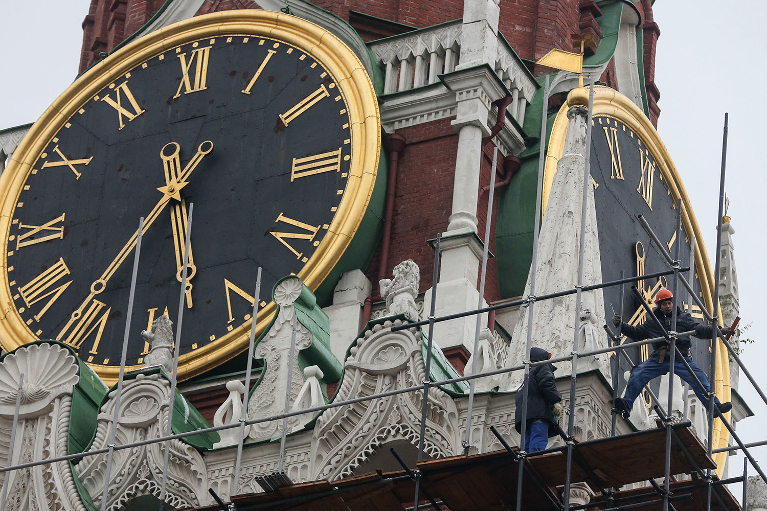 Если после спада экономика показывает поквартальный рост два квартала подряд, это считается завершением рецессии