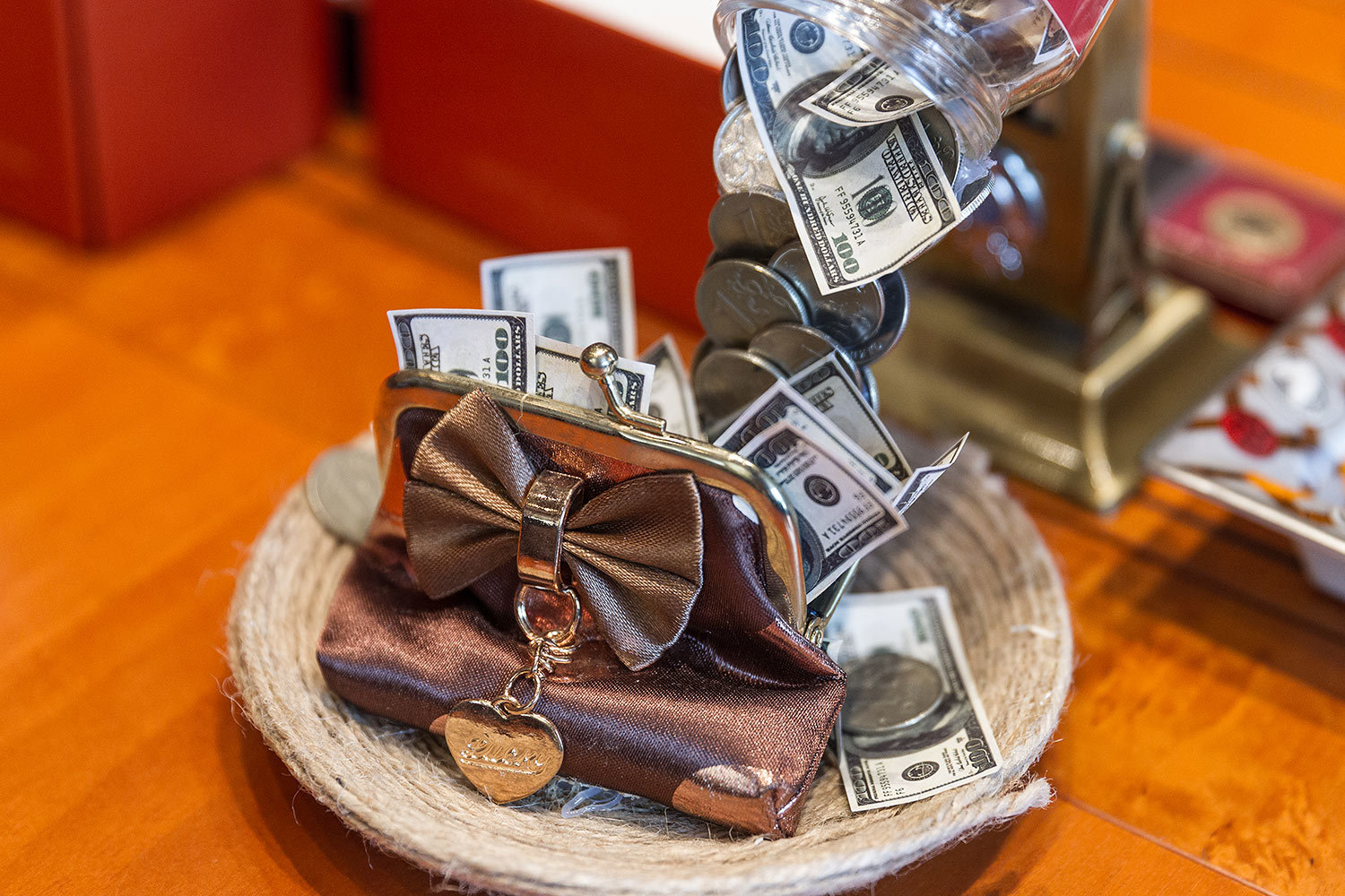 Иностранные вклады окажутся под российским контролем