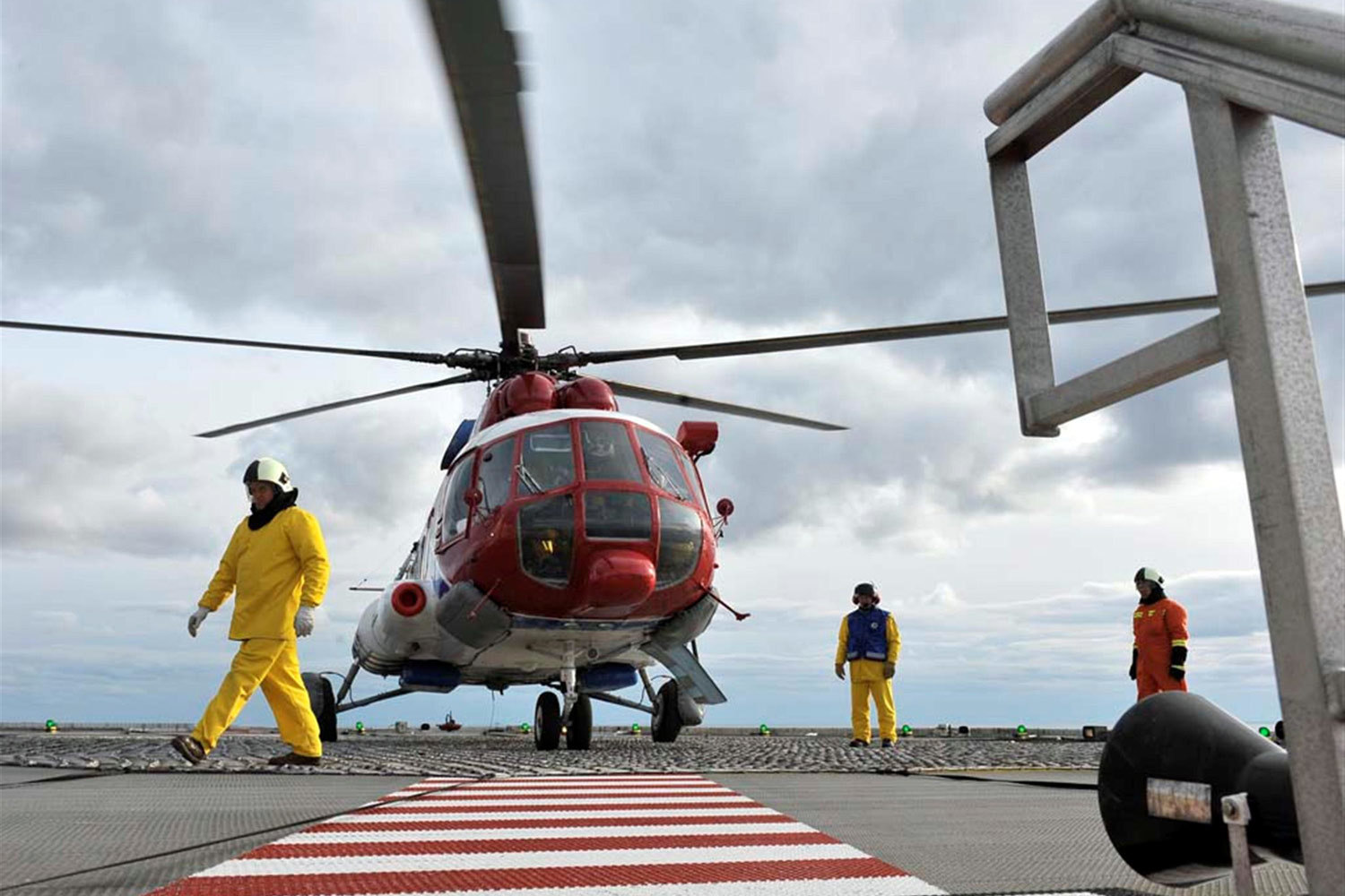 Sakhalin Energy придется подождать, пока чиновники утвердят запасы Пильтунского участка