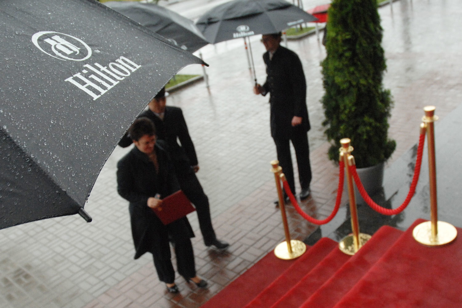 HNA Group владеет активами в туризме, логистике и др.