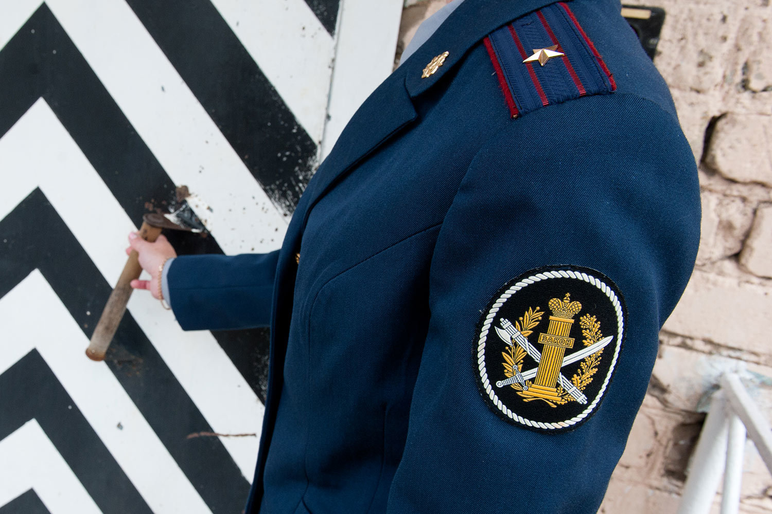 Тюремщики ушли в правозащиту