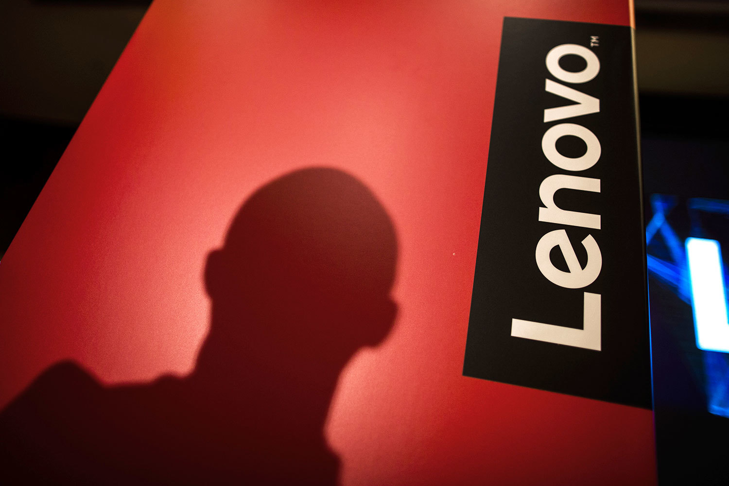 По словам Тенишева из ФАС, Lenovo препятствует проведению проверки