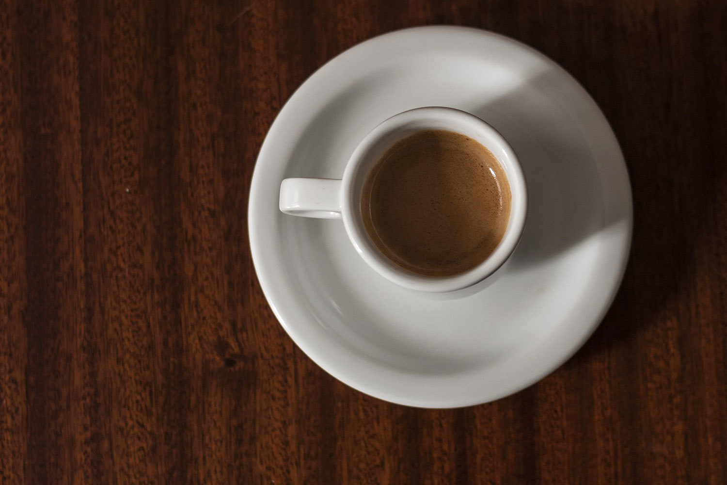 Чашка кофе приносит столько же прибыли, сколько 6 л бензина