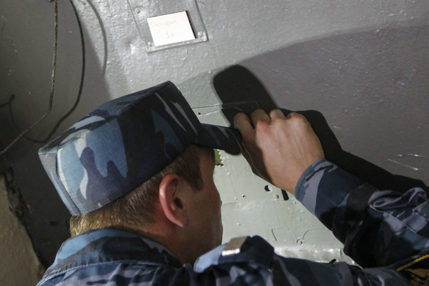 Депутаты отказались от тотального применения спецсредств к заключенным