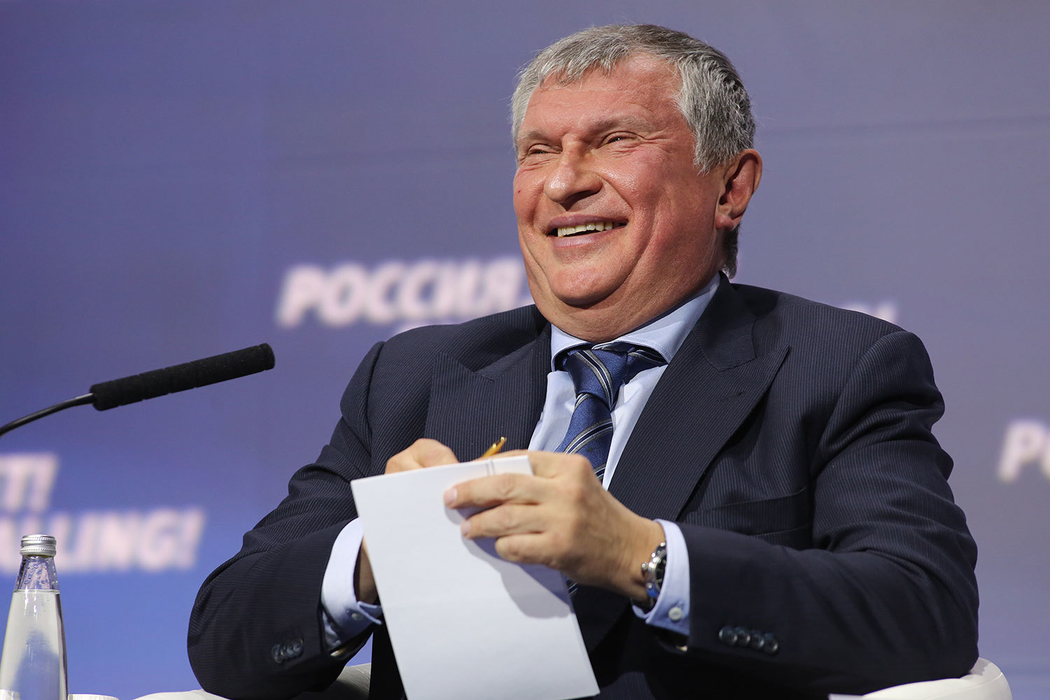 Игорь Сечин снова выиграл иск у СМИ