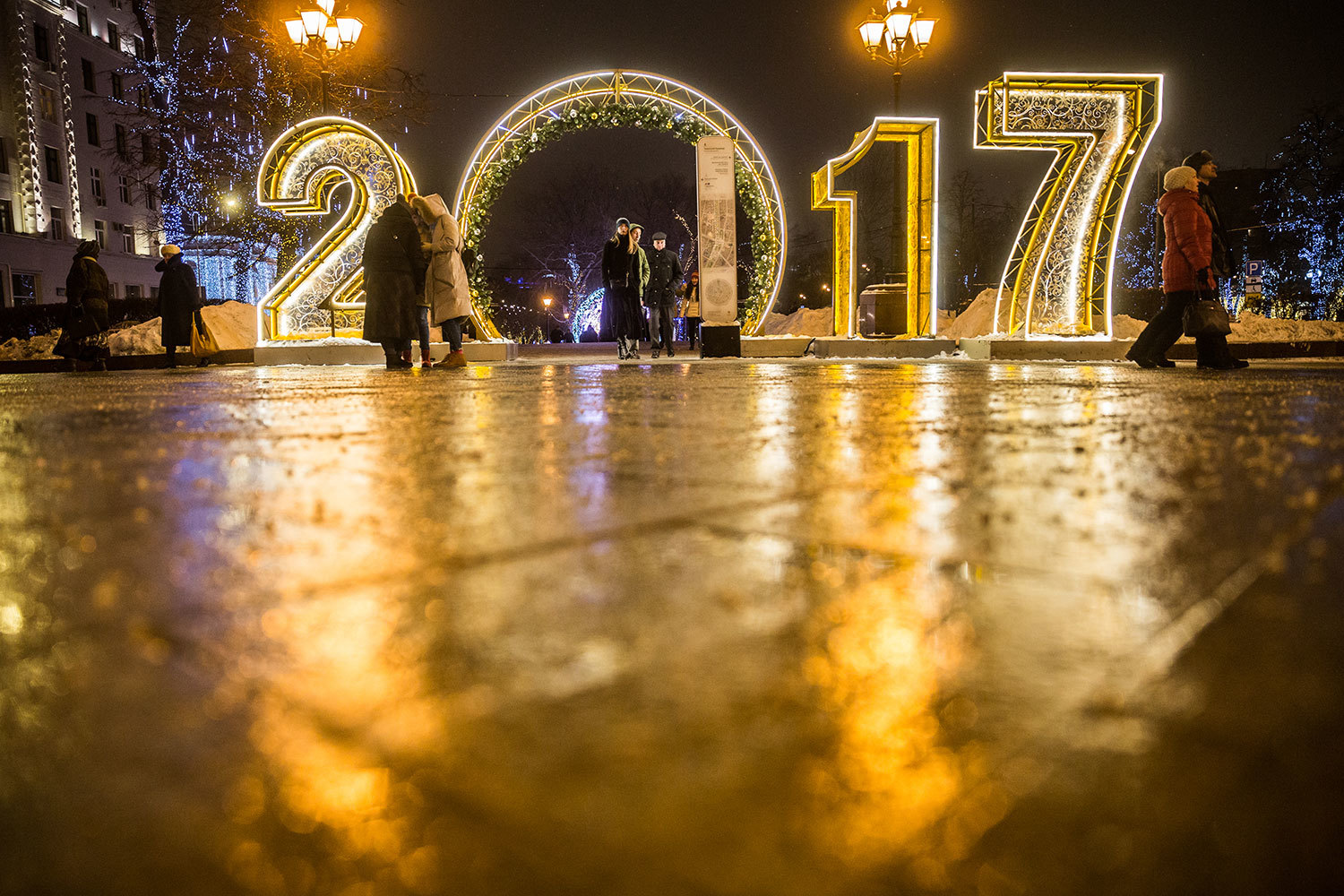 Население хочет верить, что 2017 год будет лучше