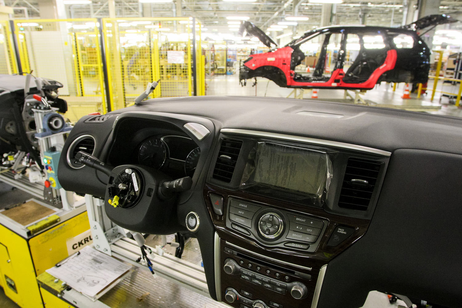 На заводе Nissan в Петербурге в марте сократят 252 человека