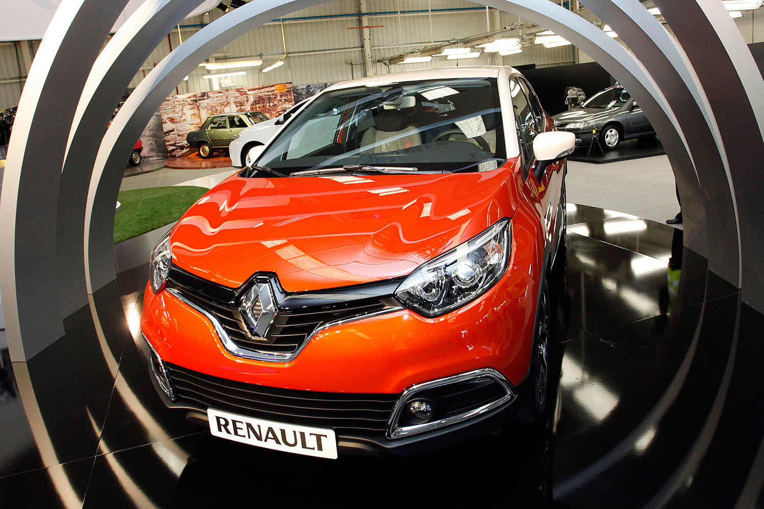 Renault отзовет с рынка около 15 000 кроссоверов Captur с дизельными двигателями