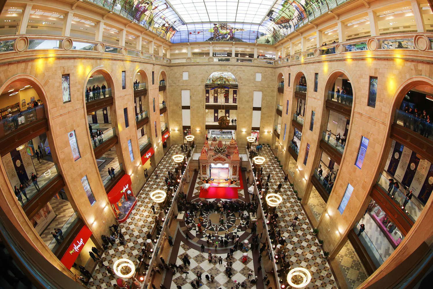 Обновленный ЦДМ заработал после многолетней реконструкции в марте 2015 г.