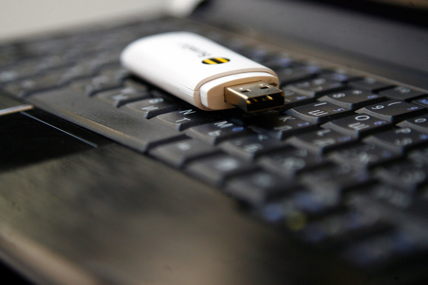 Смартфоны обошли модемы