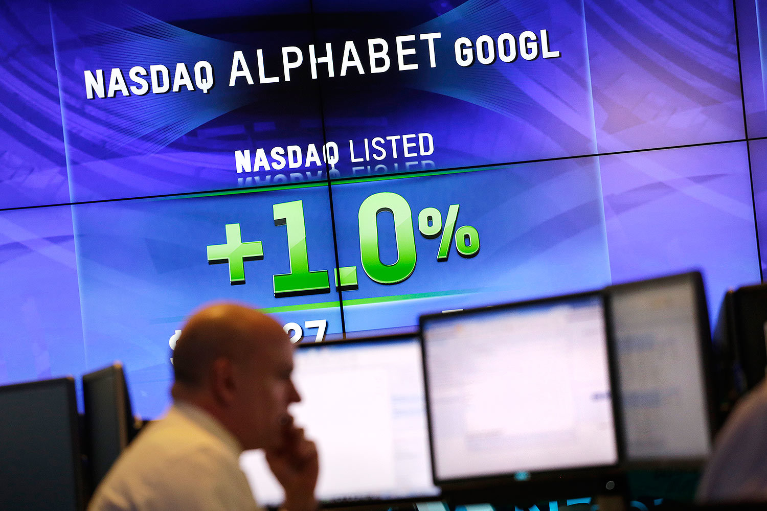 Решение преобразовать Google в холдинговую компанию Alphabet можно считать символическим