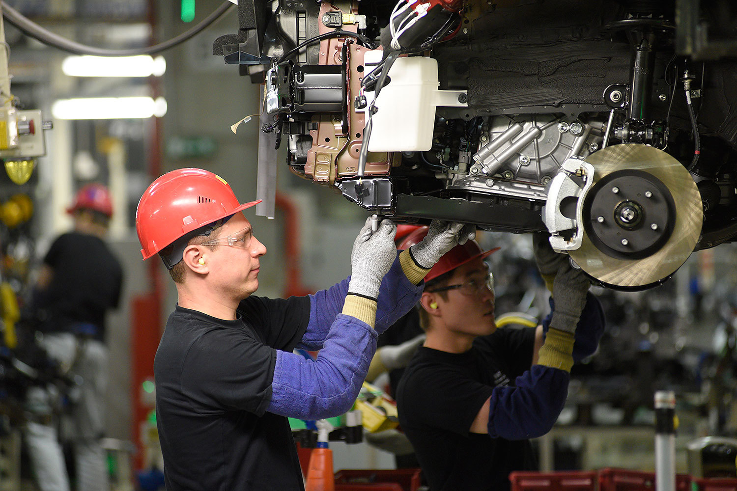 Toyota нарастила выпуск за счет новой модели RAV4