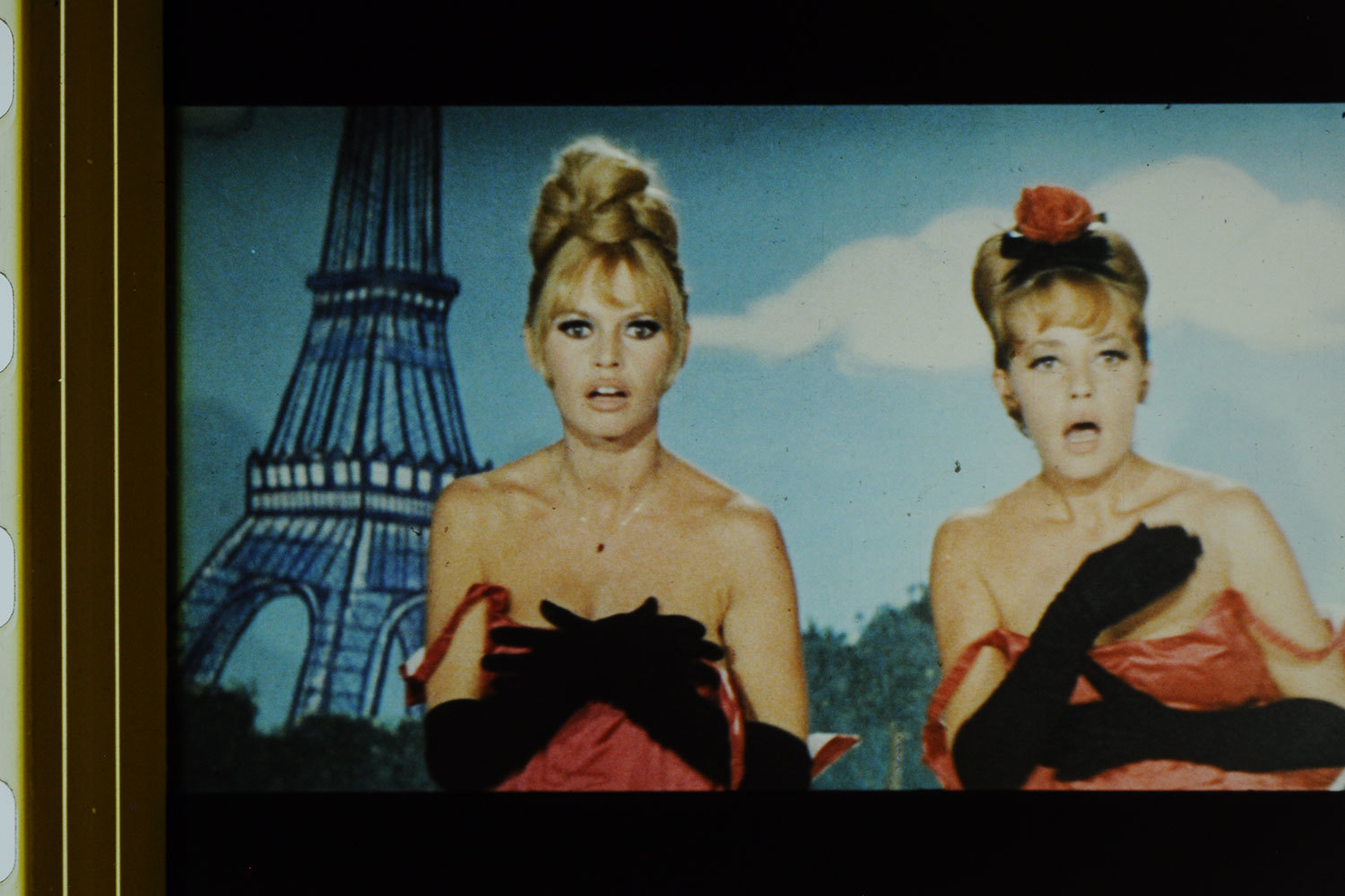 Брижит Бардо и Жанна Моро сыграли певичек в фильме «Вива, Мария!»