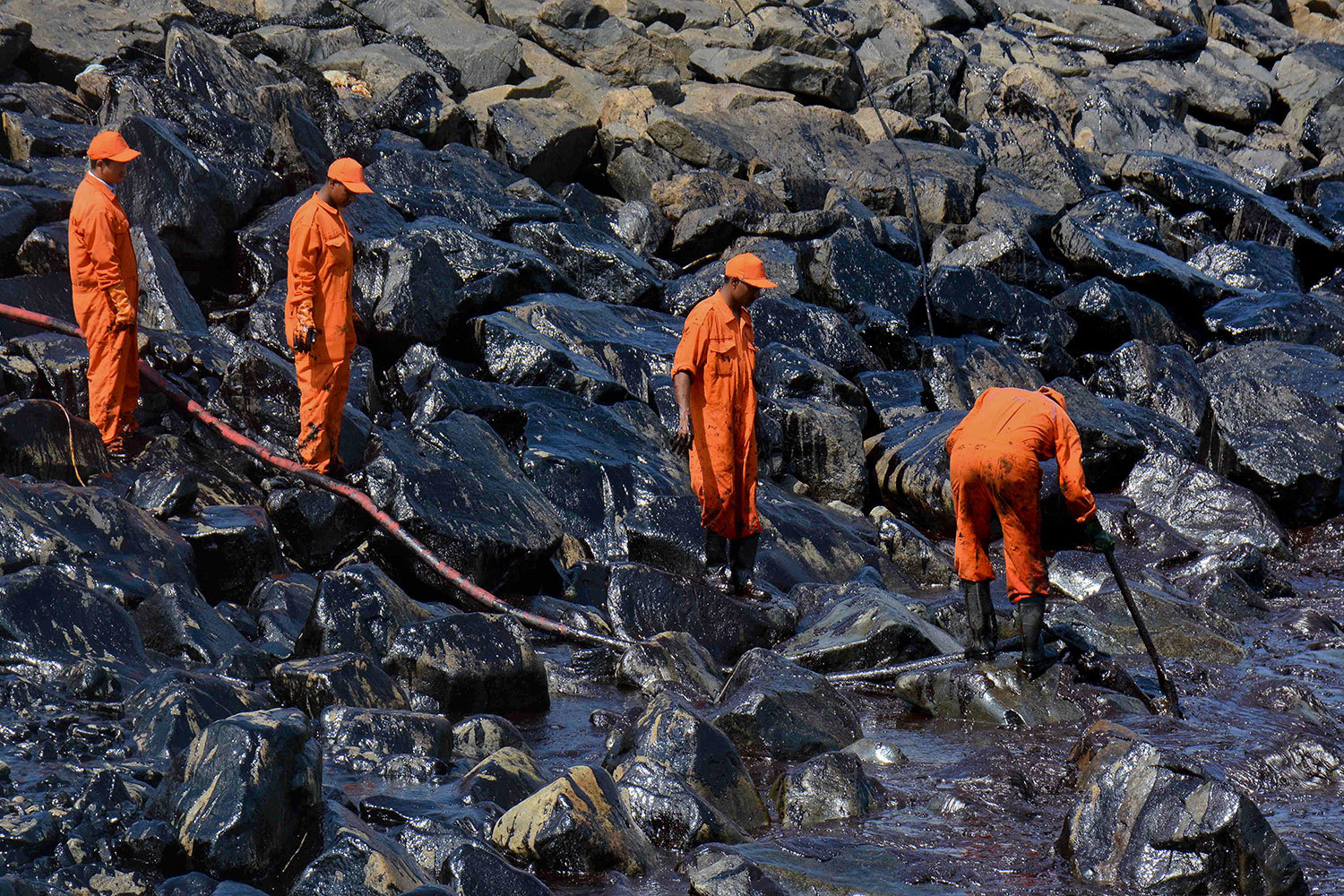В планах компании предоставить рынку новые решения для производственных площадок, где есть высокий риск разлива нефтепродуктов и опасных жидкостей