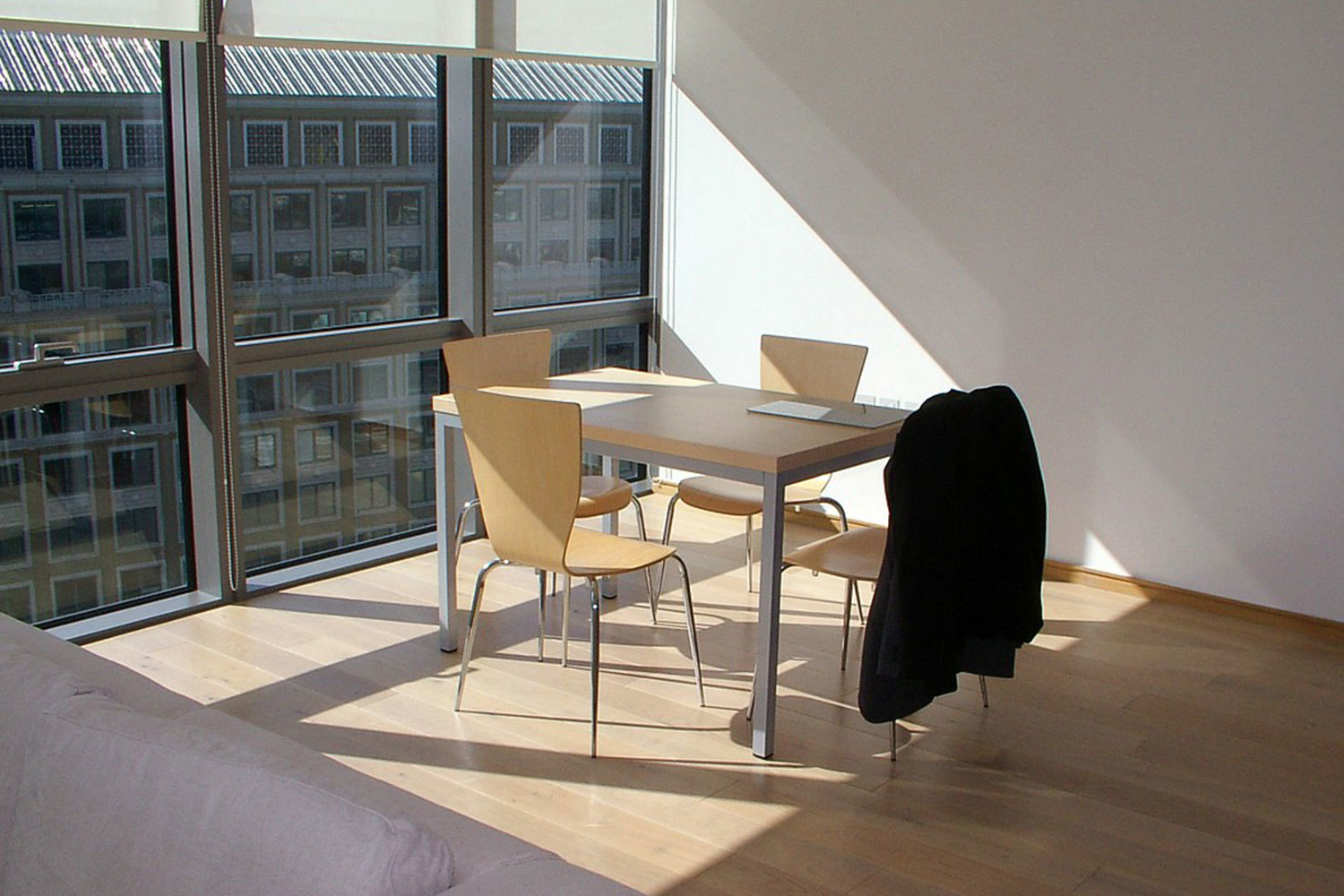 Лондонские работодатели стали помогать молодым сотрудникам найти доступное жилье недалеко от офиса