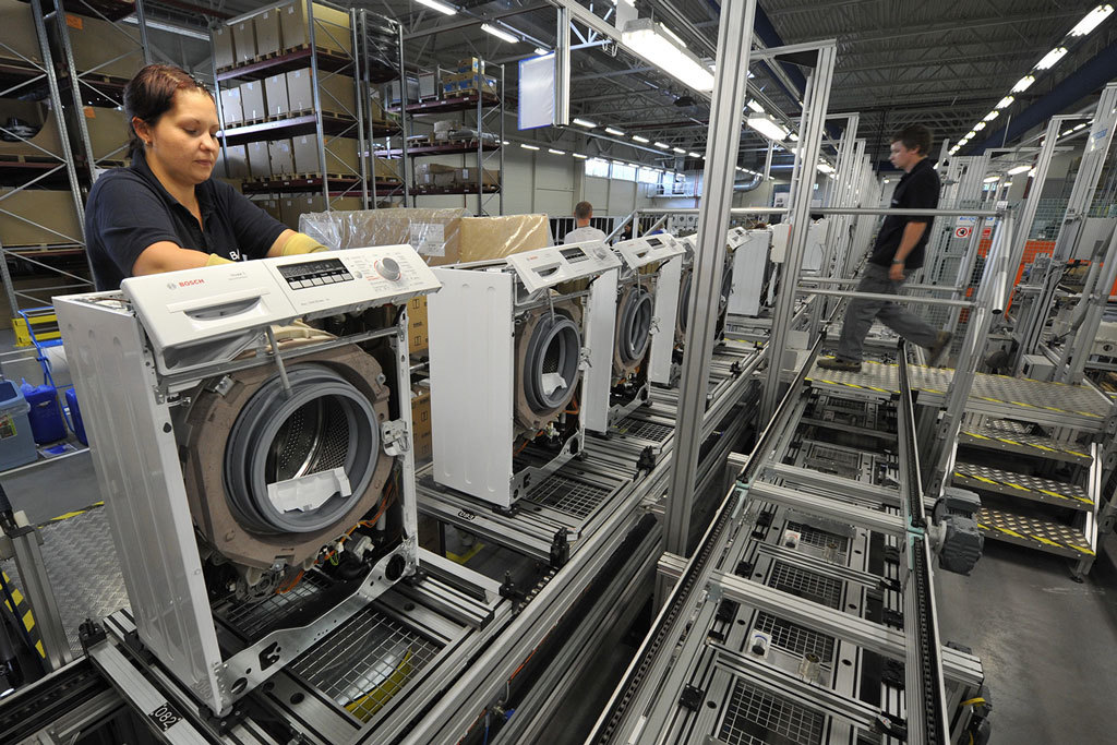 Два завода в Петербурге выпускают холодильники и стиральные машины под марками Bosch и Siemens