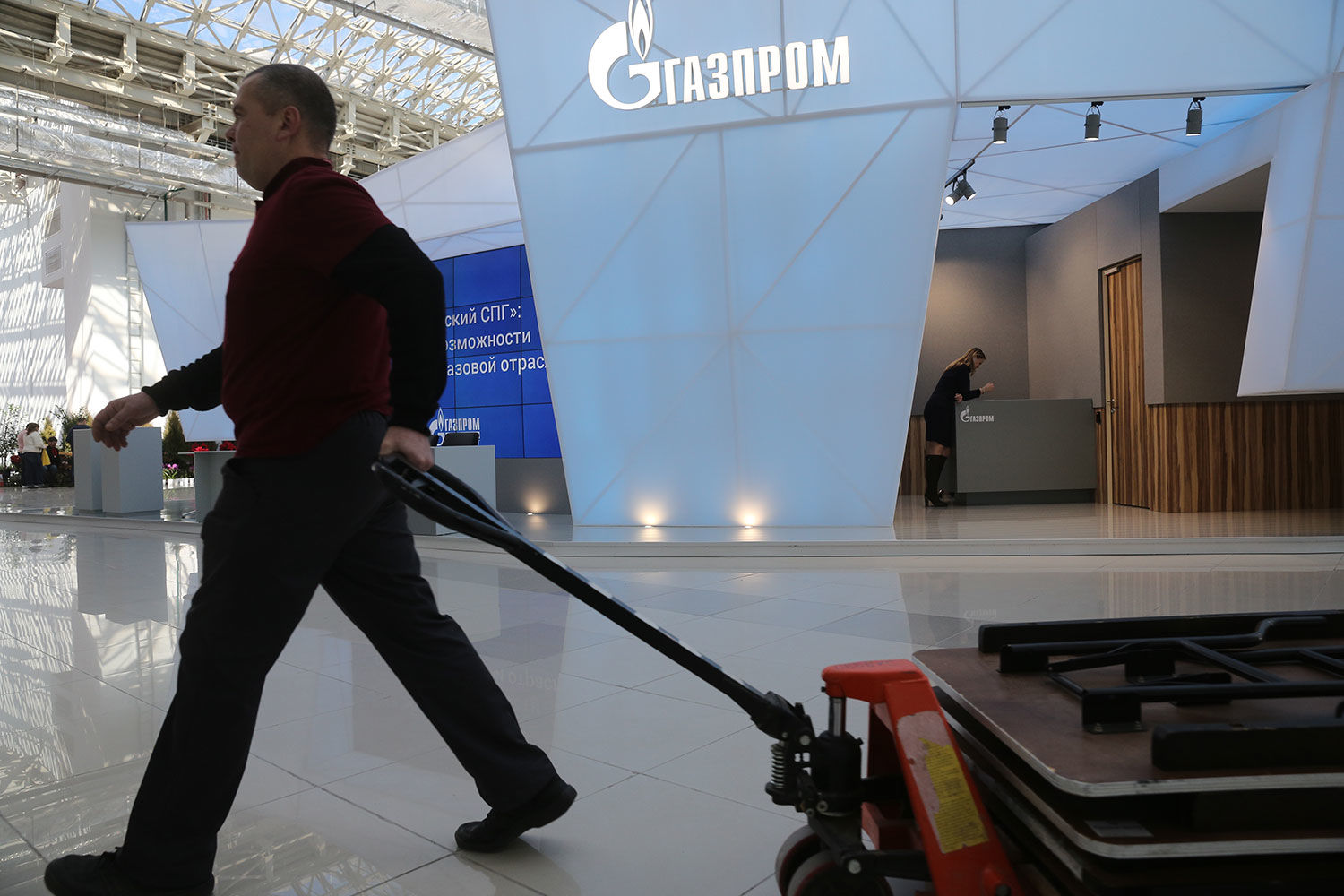 Государство напрямую и через «Роснефтегаз» с «Росгазификацией» контролирует 50,23% акций «Газпрома»