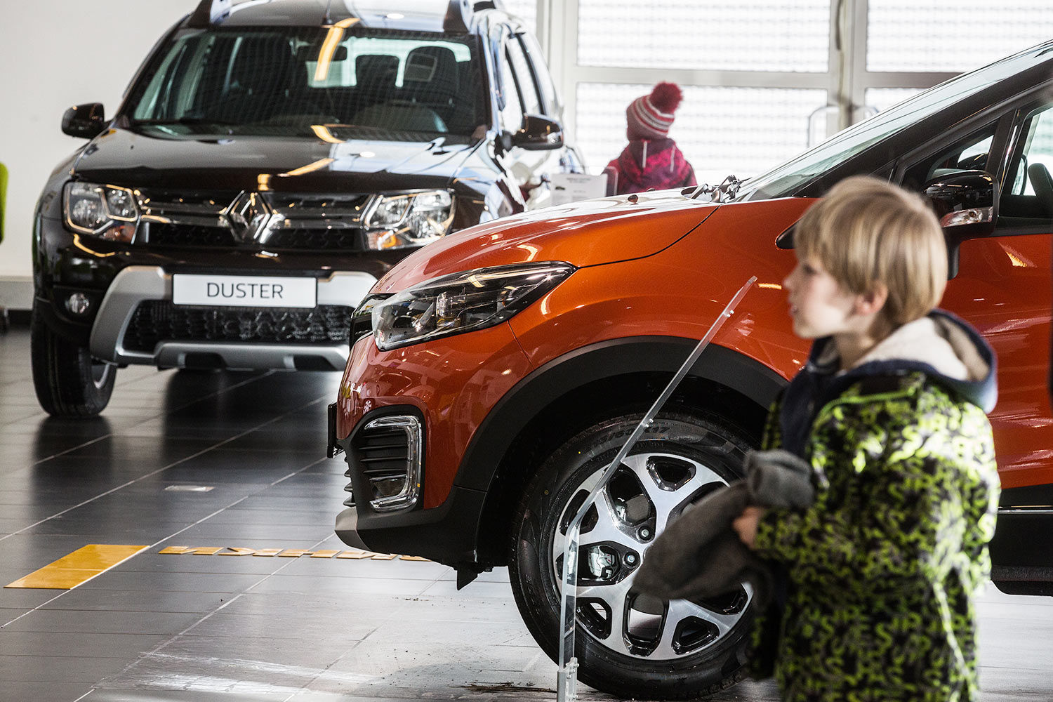 Чиновники обновили программу льготного автокредитования – теперь за покупку первого авто предусмотрена скидка в 10%. Ее получат также молодые родители