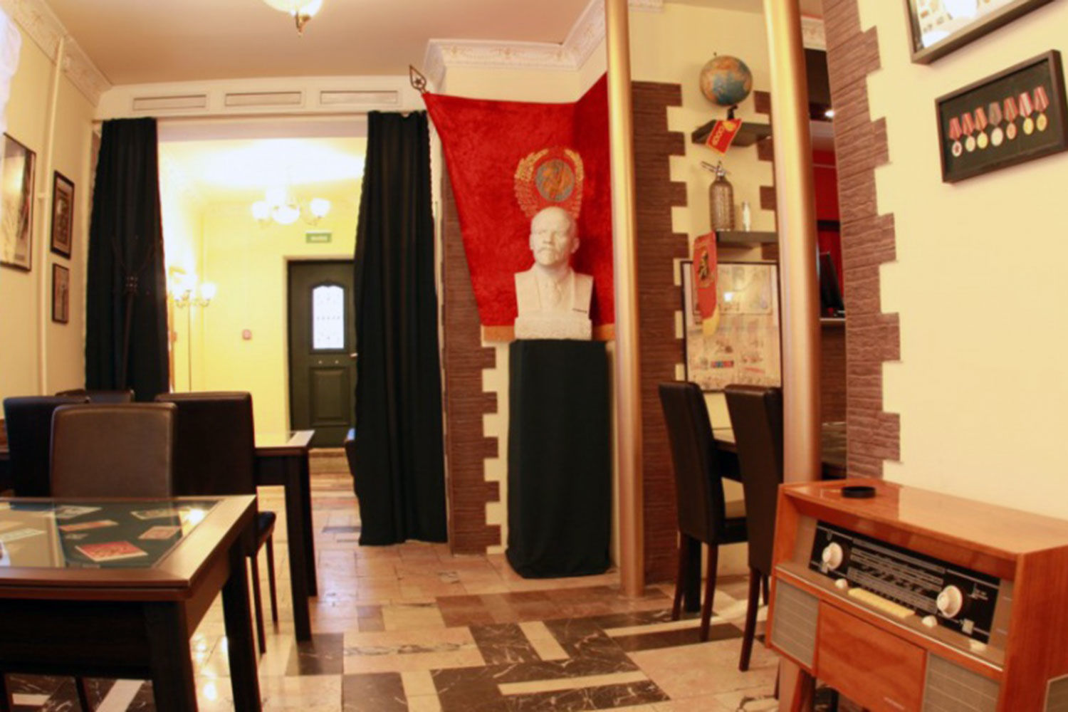 «Град-индустрия» также подала заявку на гостиницу «Турист», однако на нее есть еще один претендент