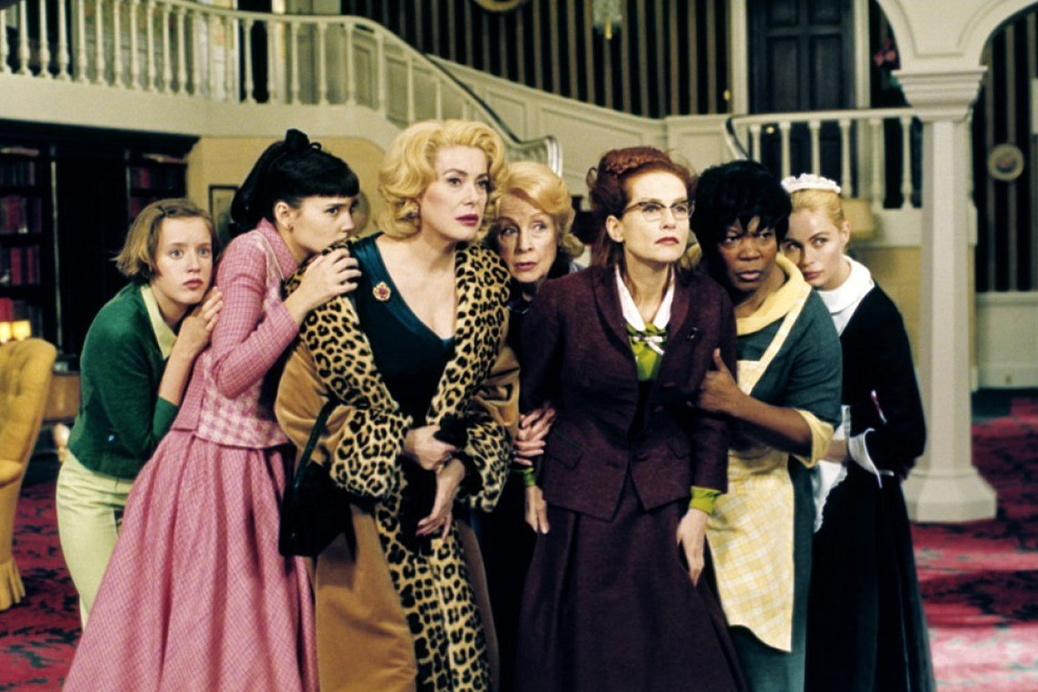 2002: Isabelle Huppert and the "8 Women" - Blog - The Film Experience