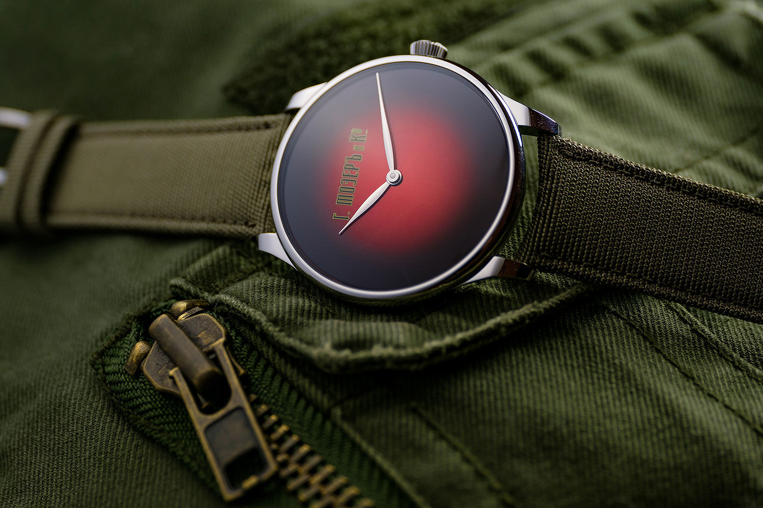 Модель Venturer XL Concept Stoletniy Krasniy представлена в корпусе из стали