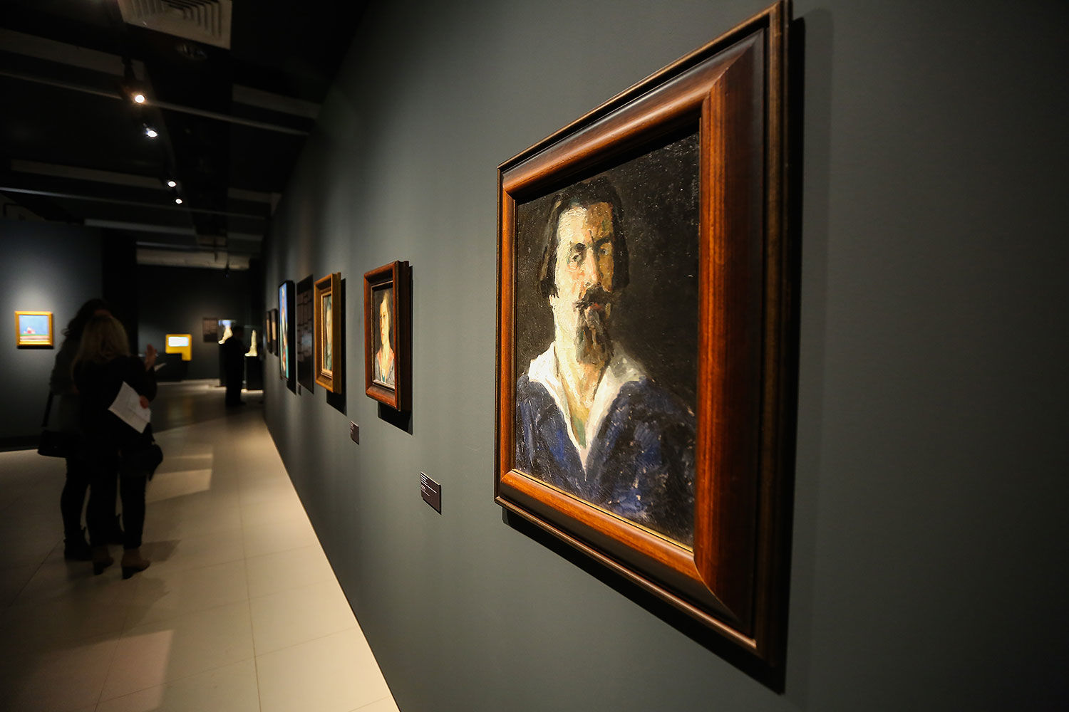 Отдельный зал на выставке посвящен родословной художника