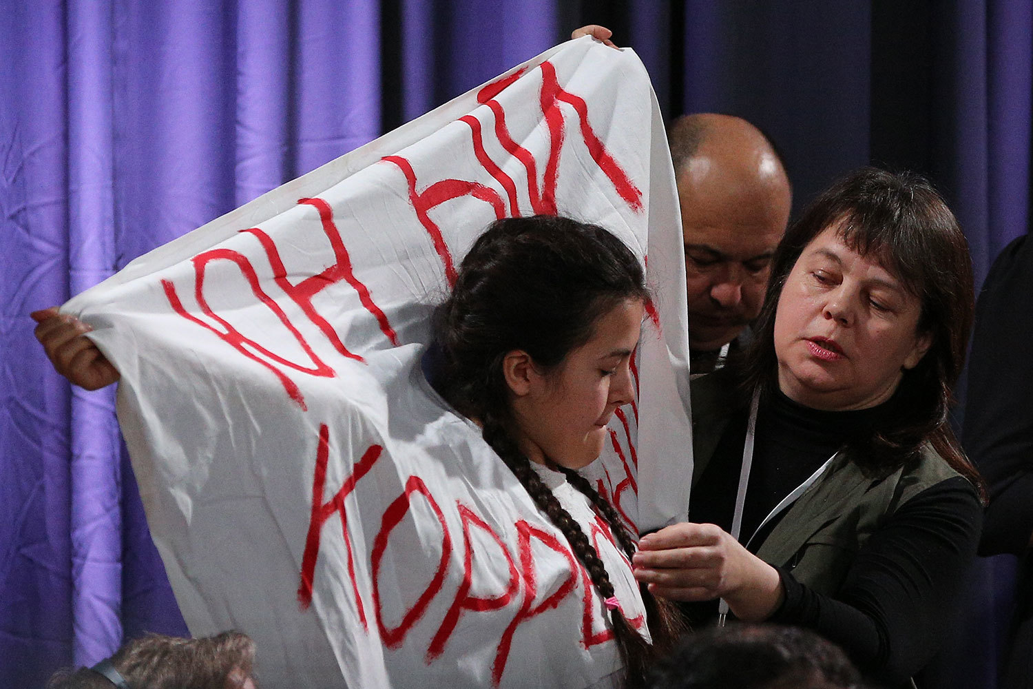 Глава государства успел ответить на 54 вопроса