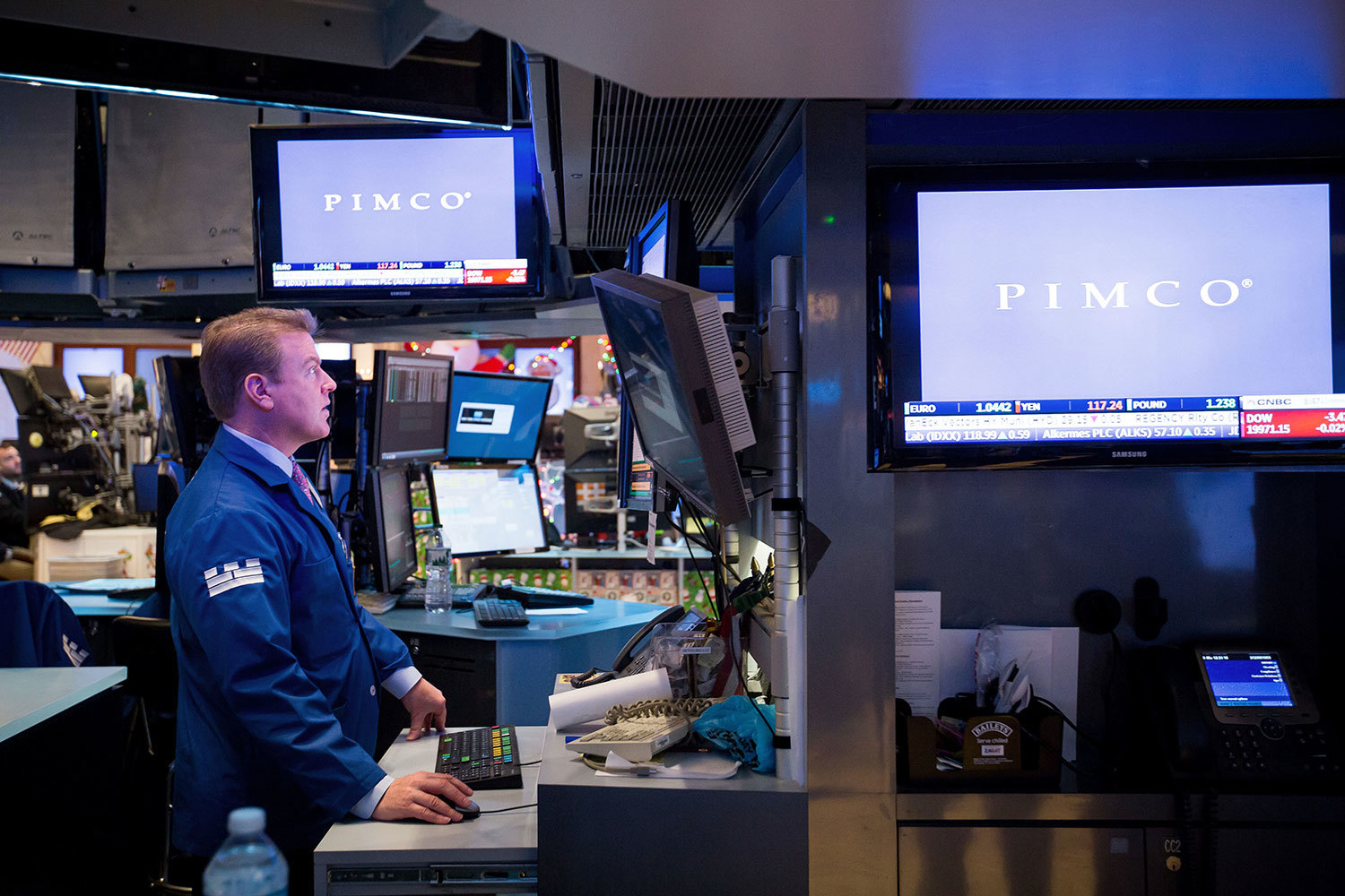 PIMCO распродает рисковые корпоративные облигации