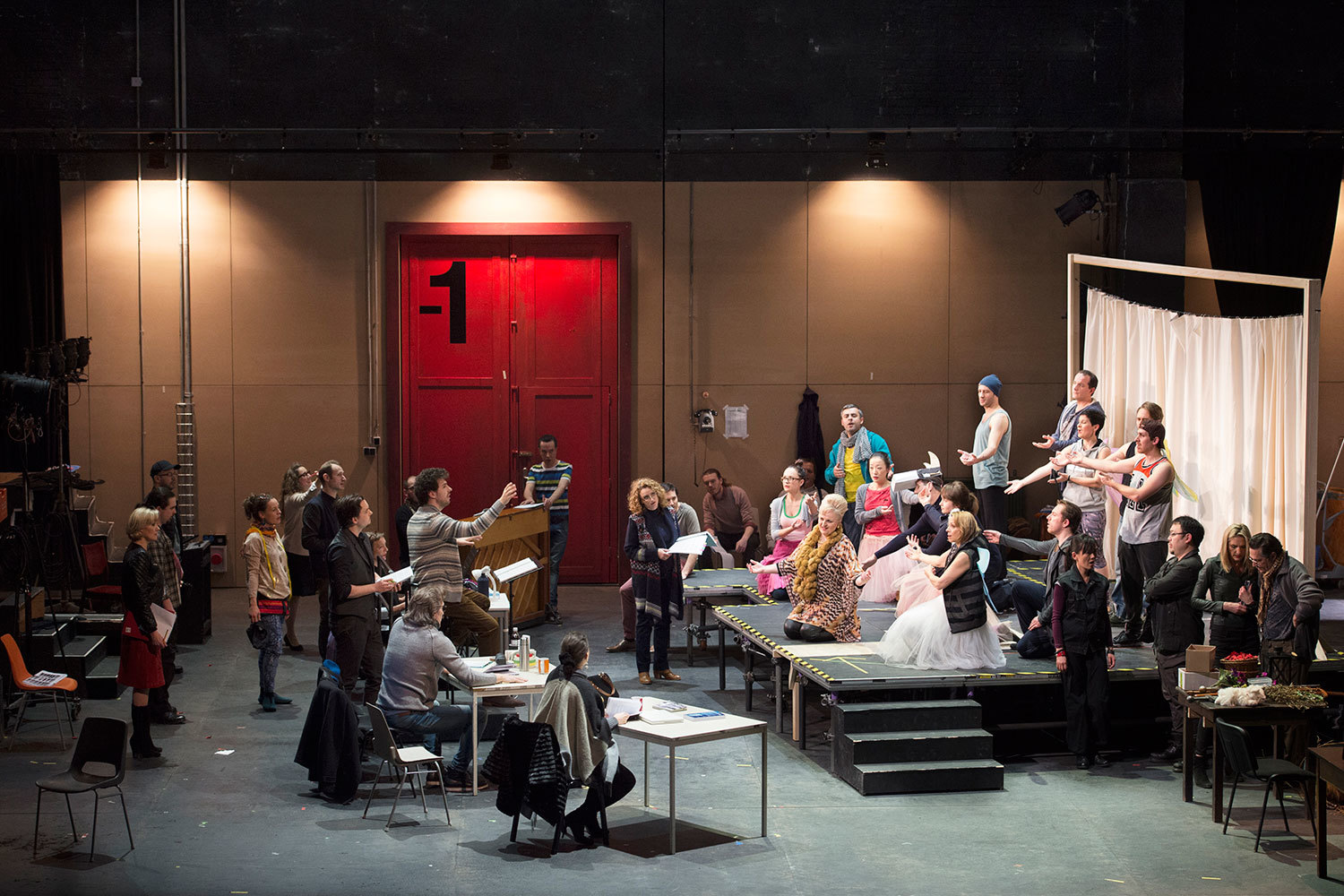 Театр в театре – все еще беспроигрышный прием