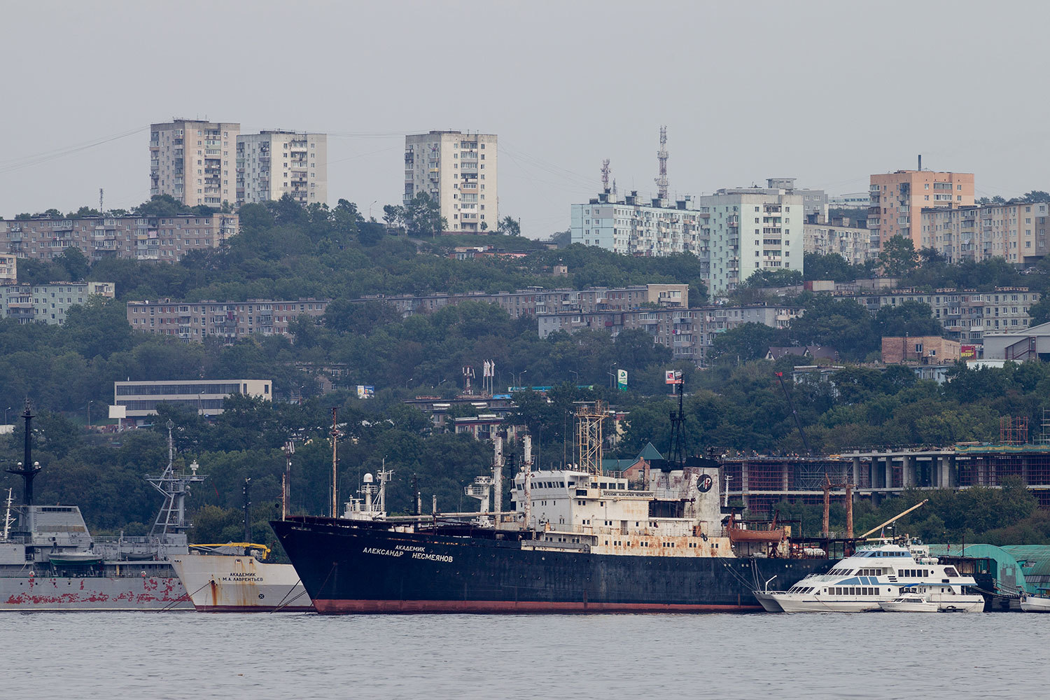 На начало 2017 г. с резидентами ТОР и Свободного порта Владивосток подписаны соглашения для реализации 229 проектов общей стоимостью 617 млрд руб., сообщили в Минвостокразвития