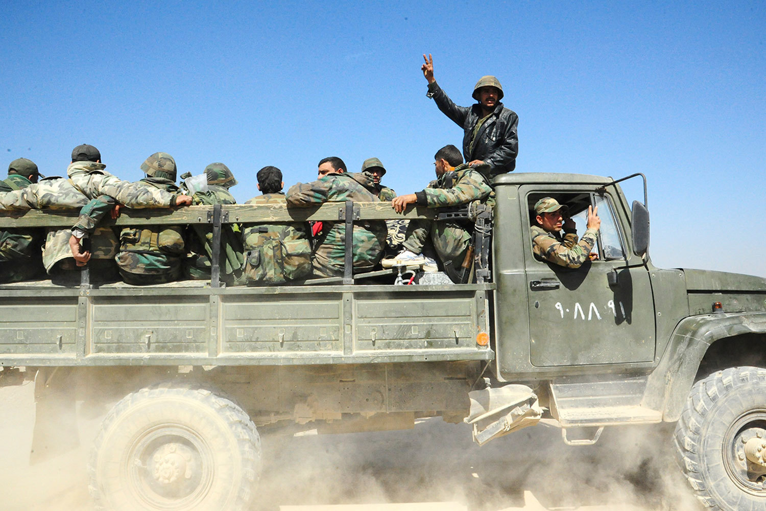 С момента начала штурма Восточной Гуты в середине февраля  правительственные войска заняли более половины территории  контролируемого с 2012 г. оппозиционными исламистскими группировками  анклава