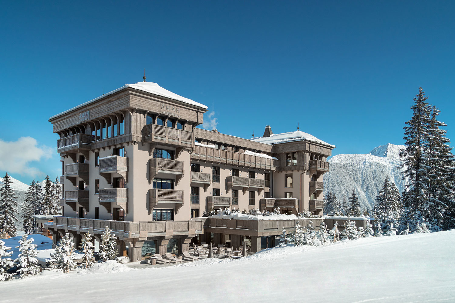 Отель Aman Le Mélézin обновлен в два приема – летом 2016 и летом 2017 гг.