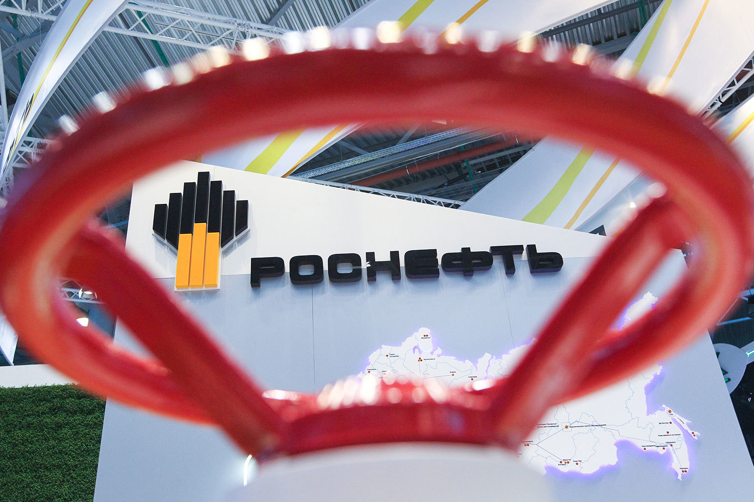 В правление компании  входят 11 членов, их число не изменится, утверждает представитель «Роснефти»