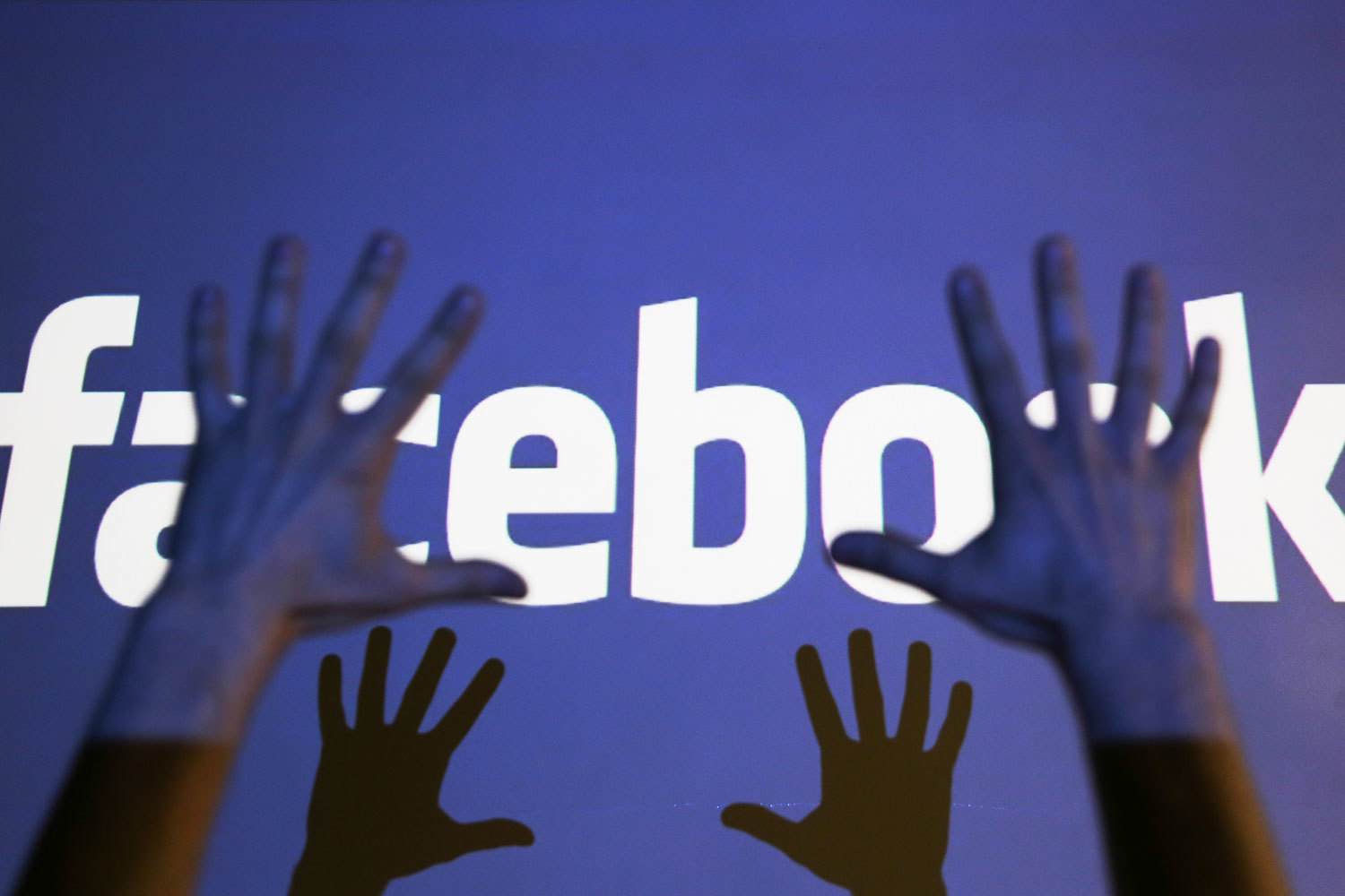 На начальном этапе Facebook не будет претендовать на комиссию за платные подписки к группам, пишет Gizmondo 