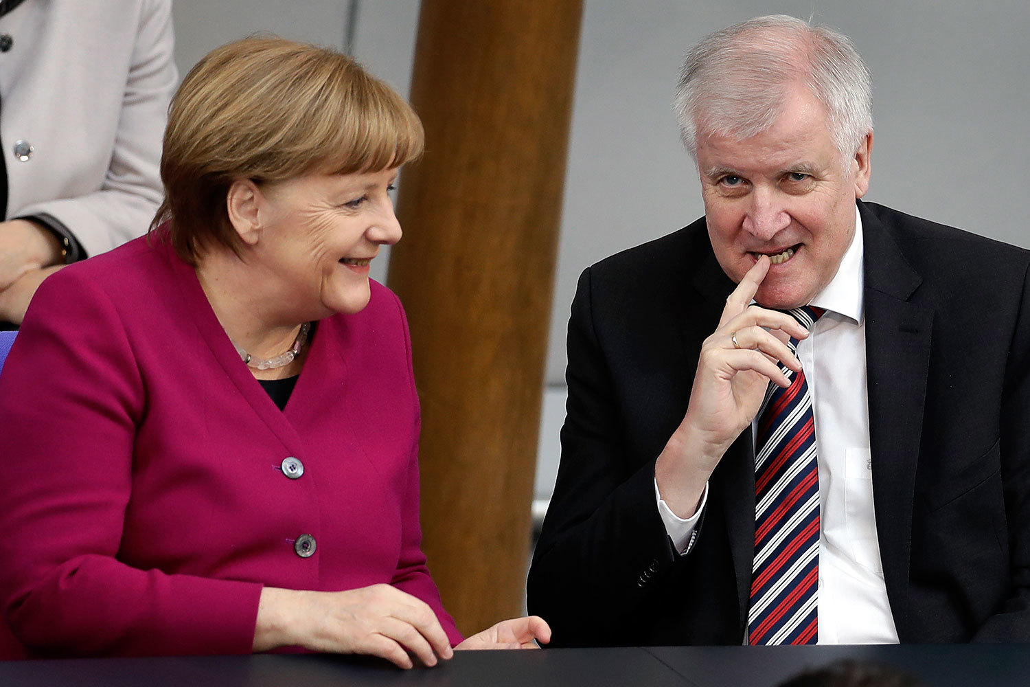 Лидеры ХДС и ХСС Ангела Меркель и Хорст Зеехофер