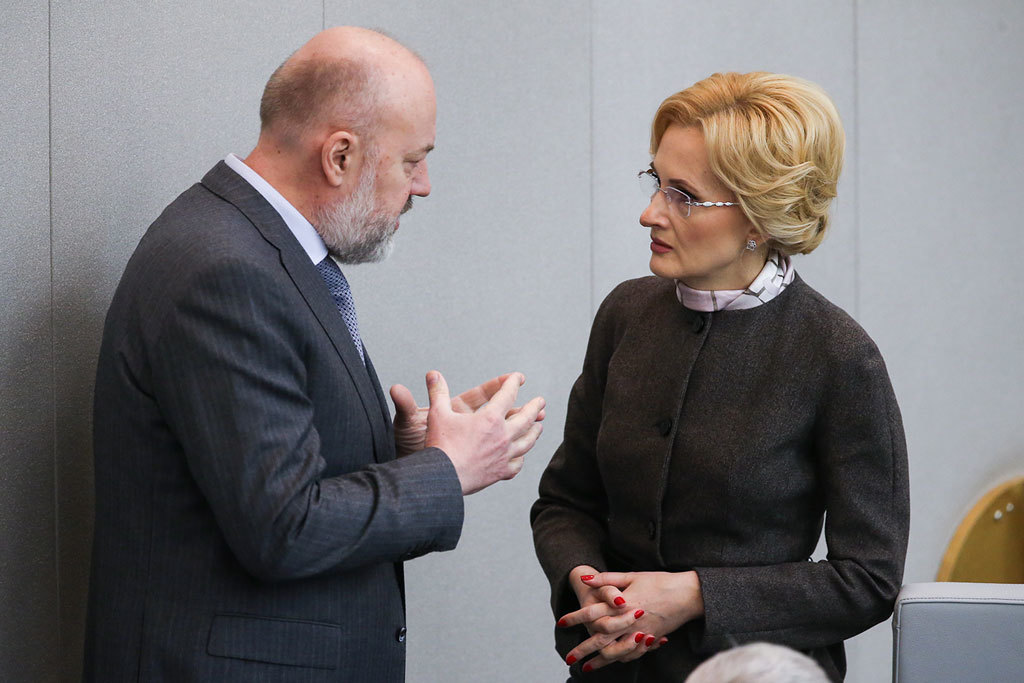 Эксперты посчитали Павла Крашенинникова и Ирину Яровую самыми полезными депутатами 