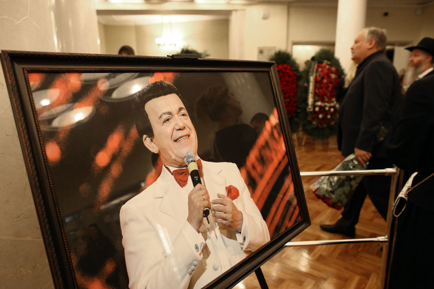 В Москве простились с народным артистом СССР и депутатом Государственной думы Иосифом Кобзоном