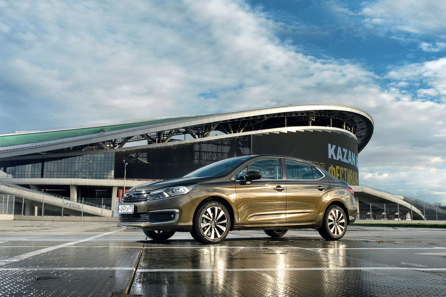 В июне продажи Citroen упали почти на 33%