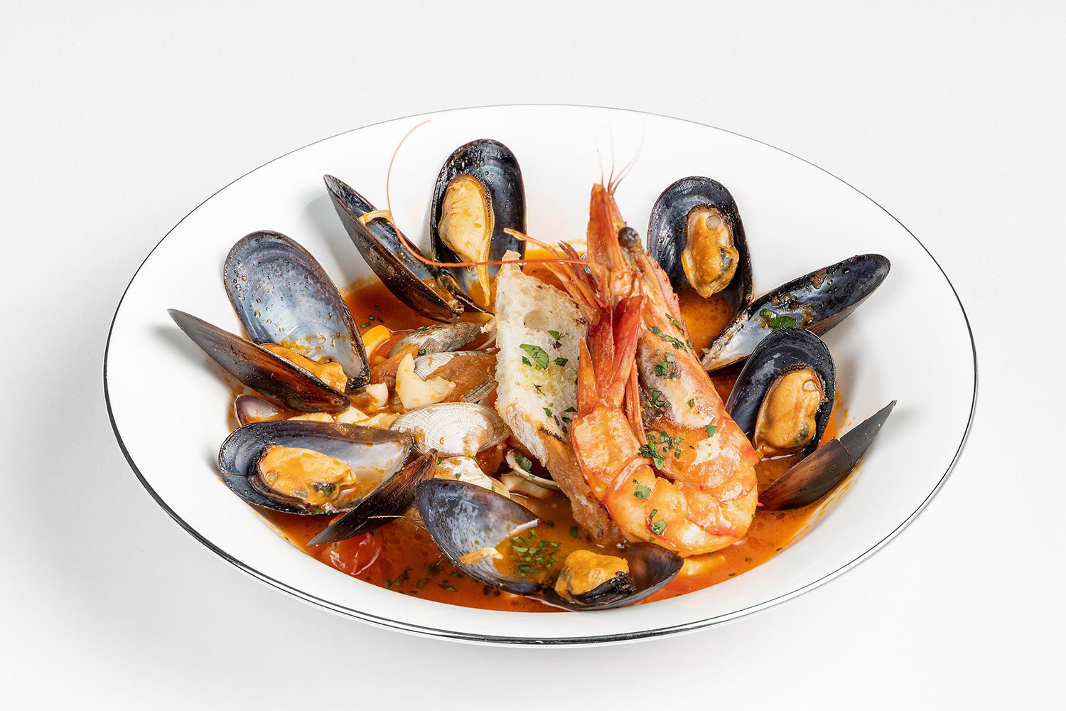 Блюда из временного итальянского меню в ресторане «Балчуг гриль»