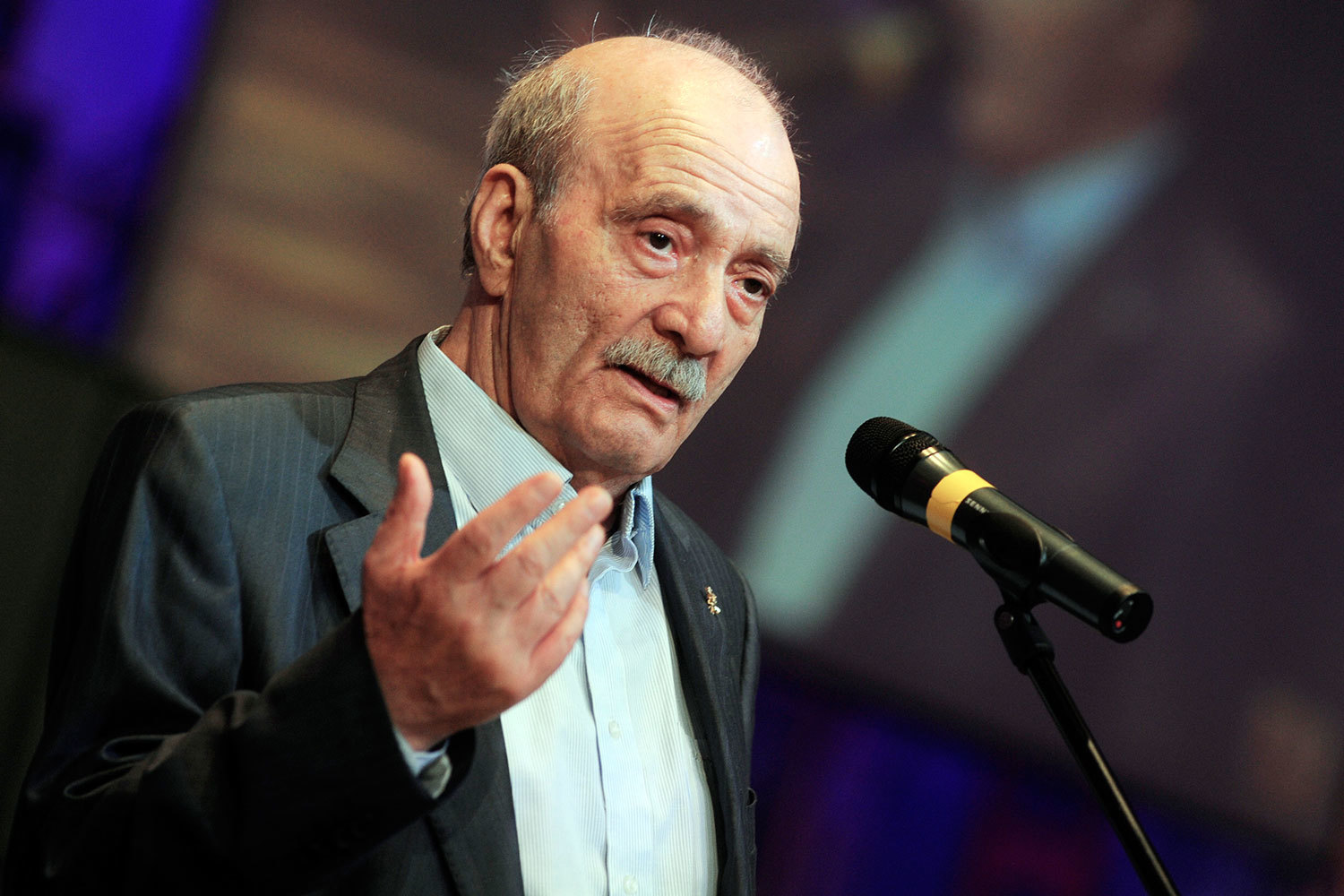 В возрасте 88 лет умер Георгий Данелия, режиссер всенародно любимых фильмов «Мимино», «Кин-дза-дза» и «Осенний марафон»