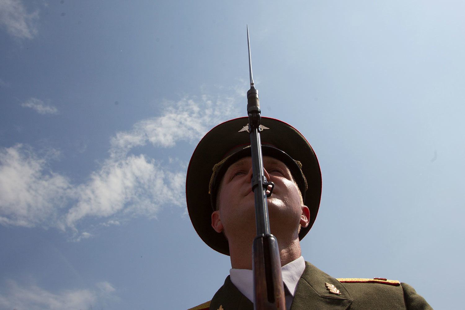 Это повышение трудно назвать радикальным, и контрактная служба по-прежнему останется привлекательной прежде всего для выходцев из депрессивных регионов