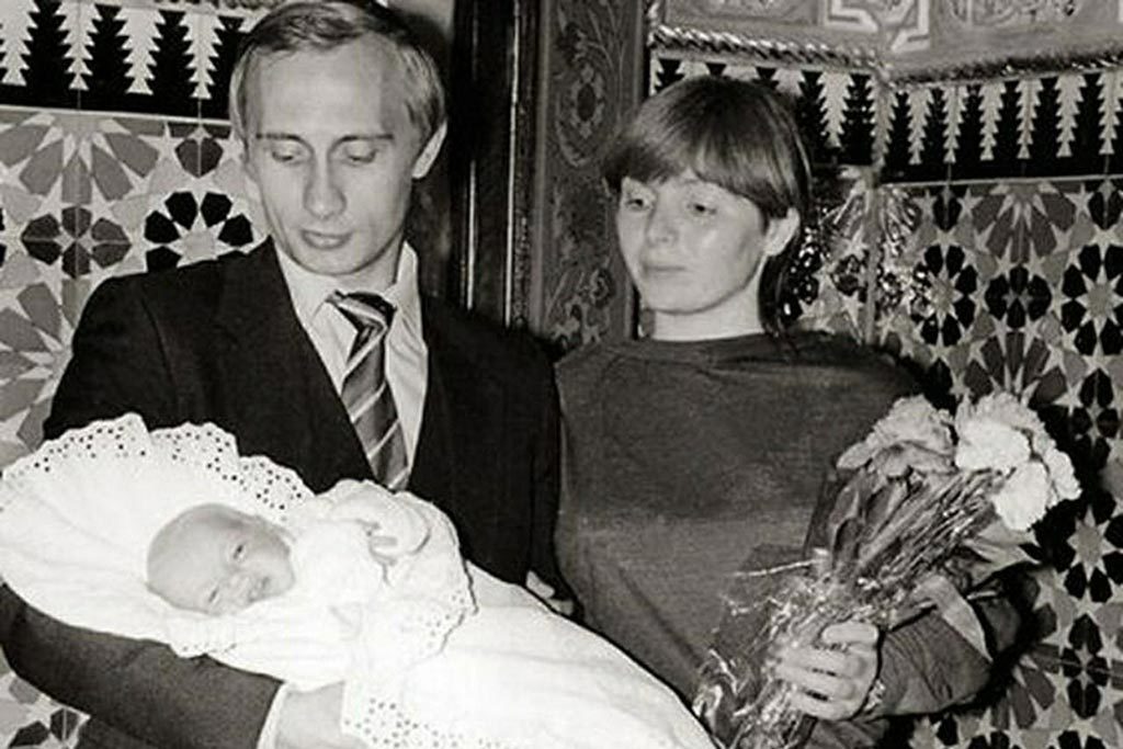 1985 год. Супруги с дочкой Машей