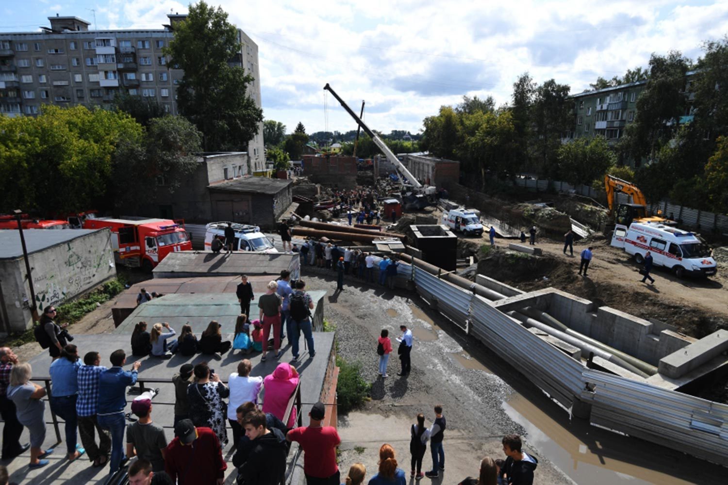 На месте ЧП находится мэр Новосибирска Анатолий Локоть