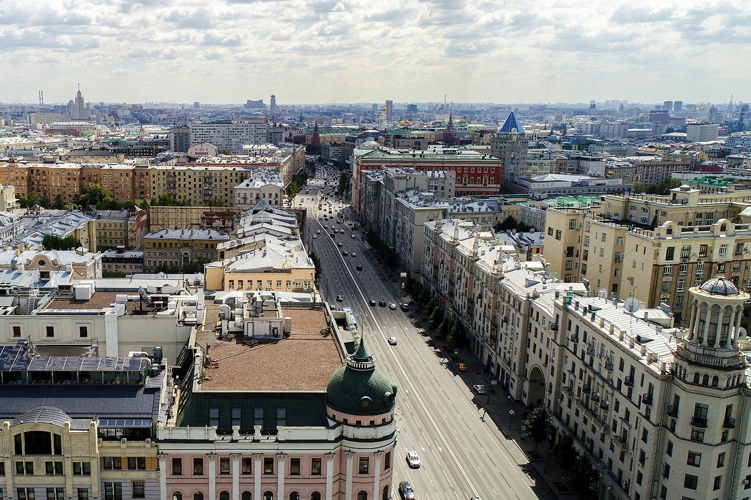 Средняя ставка аренды элитного жилья в столице превысила 300 000 руб.