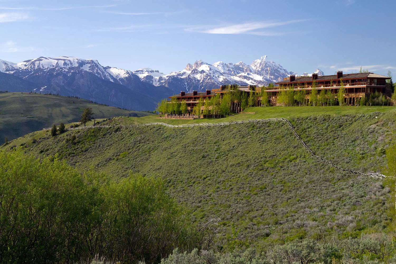 Панорама отеля Amangani и долины